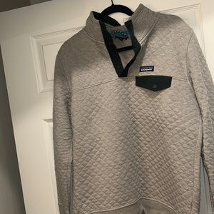 Patagonia pull over